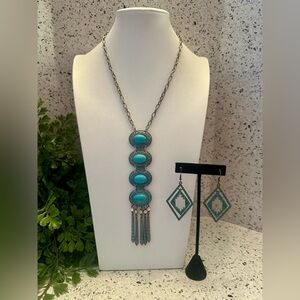 Cascading Howlite cabochon necklace in patina metal setting & earrings